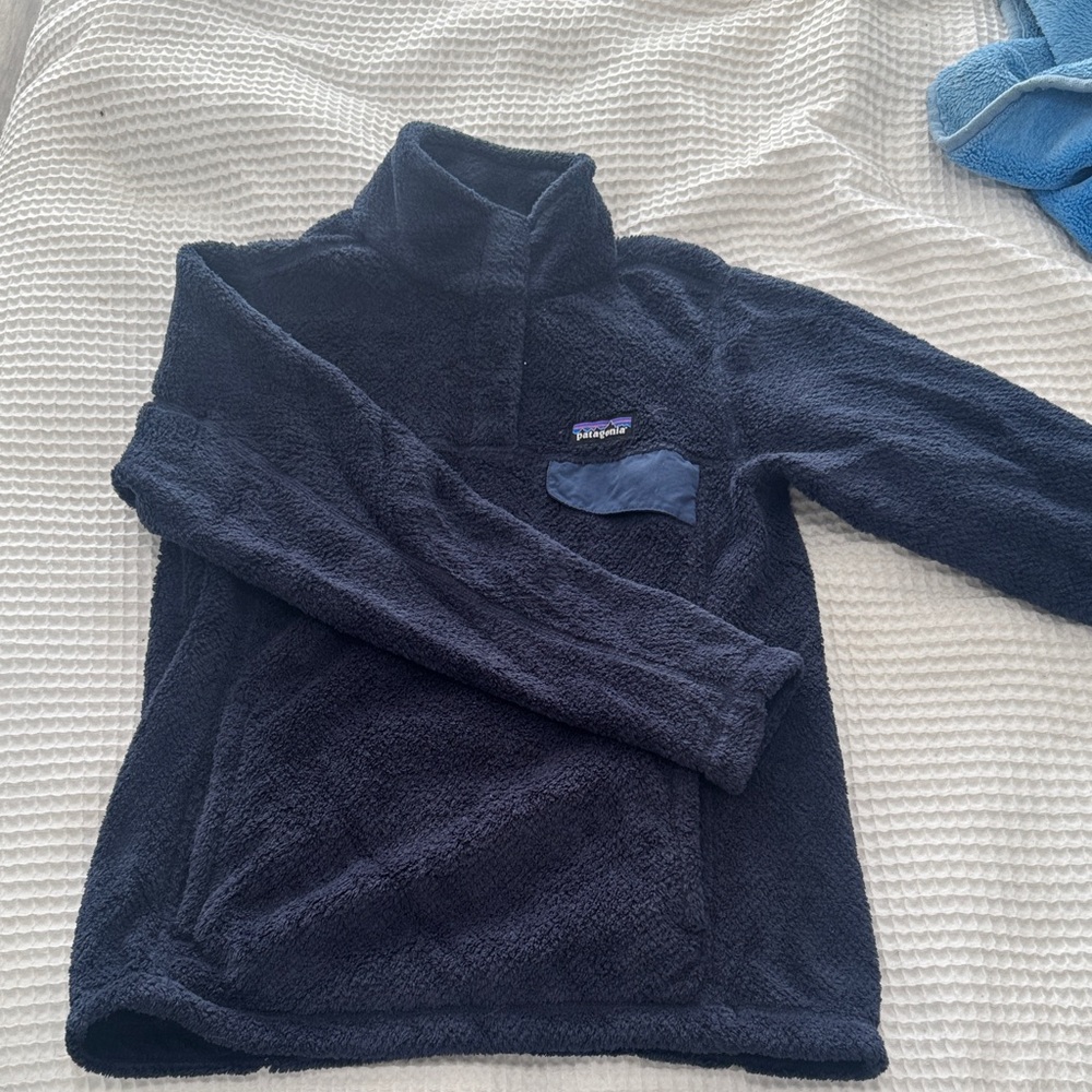 Patagonia Navy Fleece sweatshirt